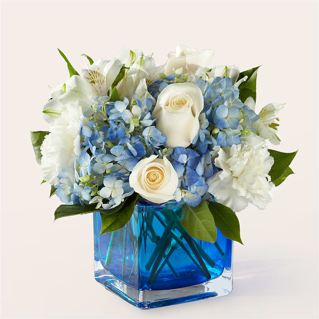 Soothing Waters Bouquet – Mulhearn Flowers Llc, West Monroe LA