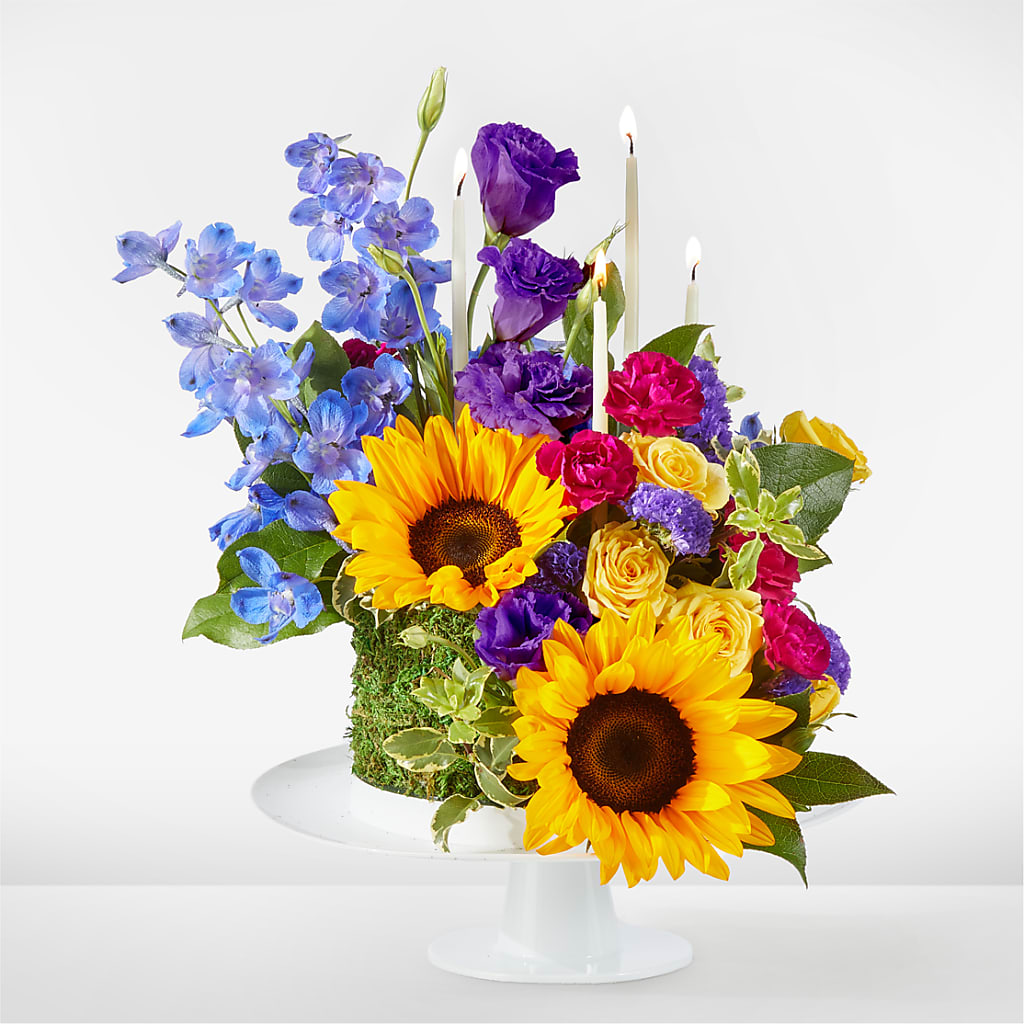 Star of the Day Floral Cake – Mulhearn Flowers Llc, West Monroe LA